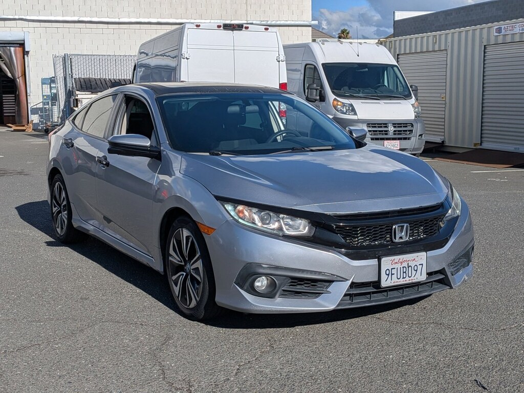 Used 2017 Honda Civic EX-T Sedan