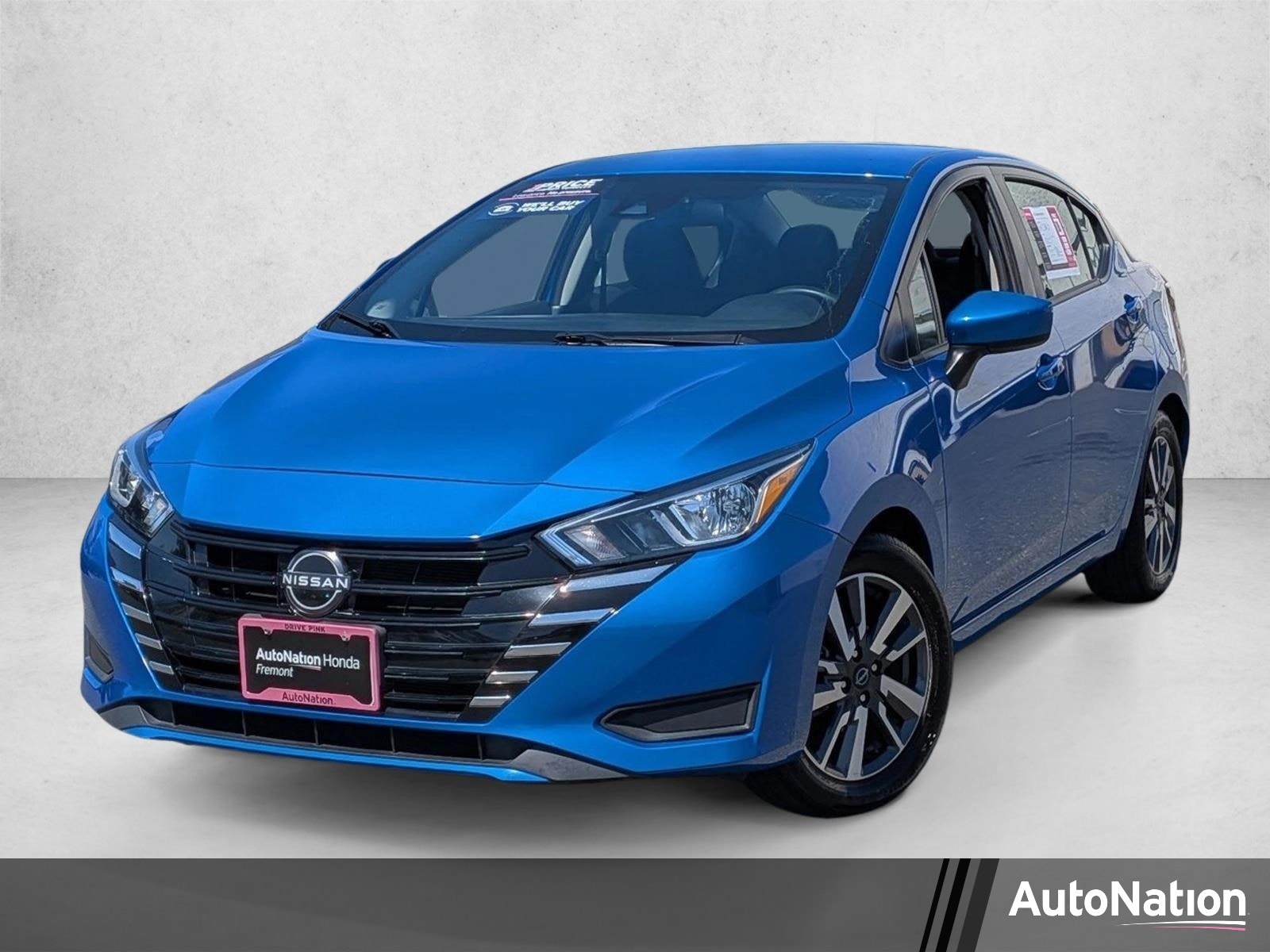 2023 Nissan Versa 1.6 SV CVT's photo