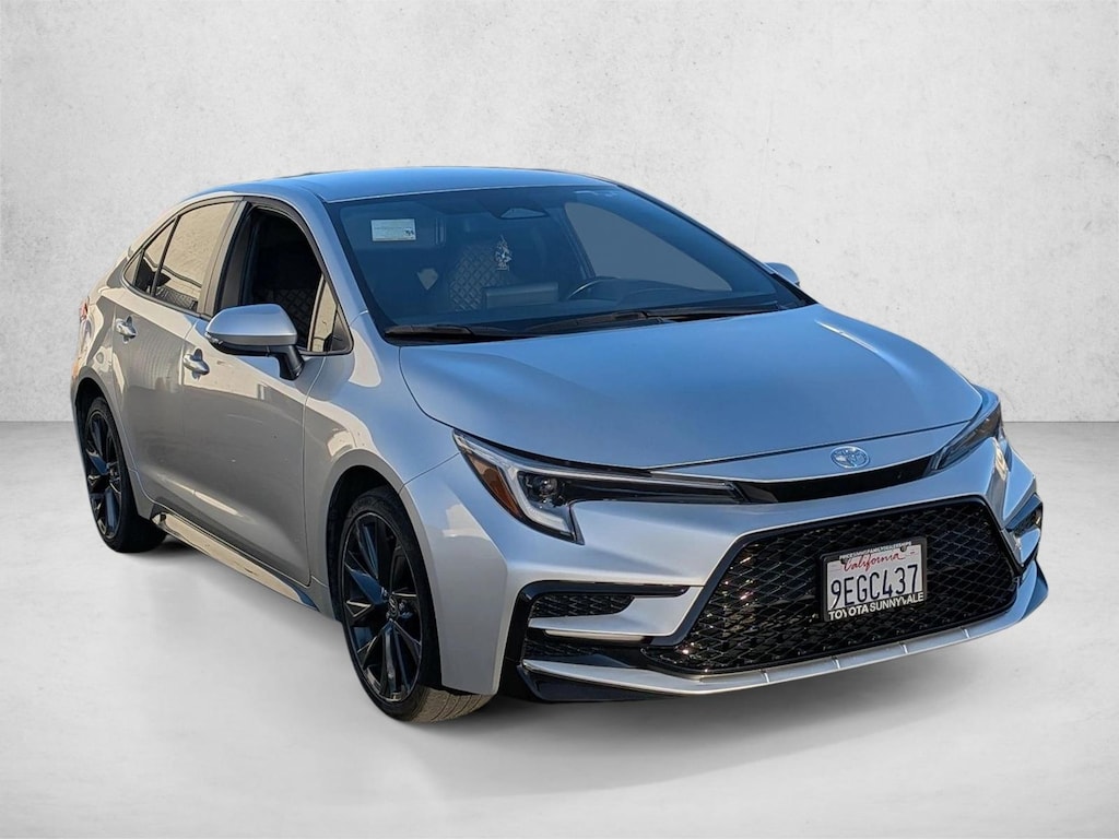 Used 2023 Toyota Corolla SE Sedan