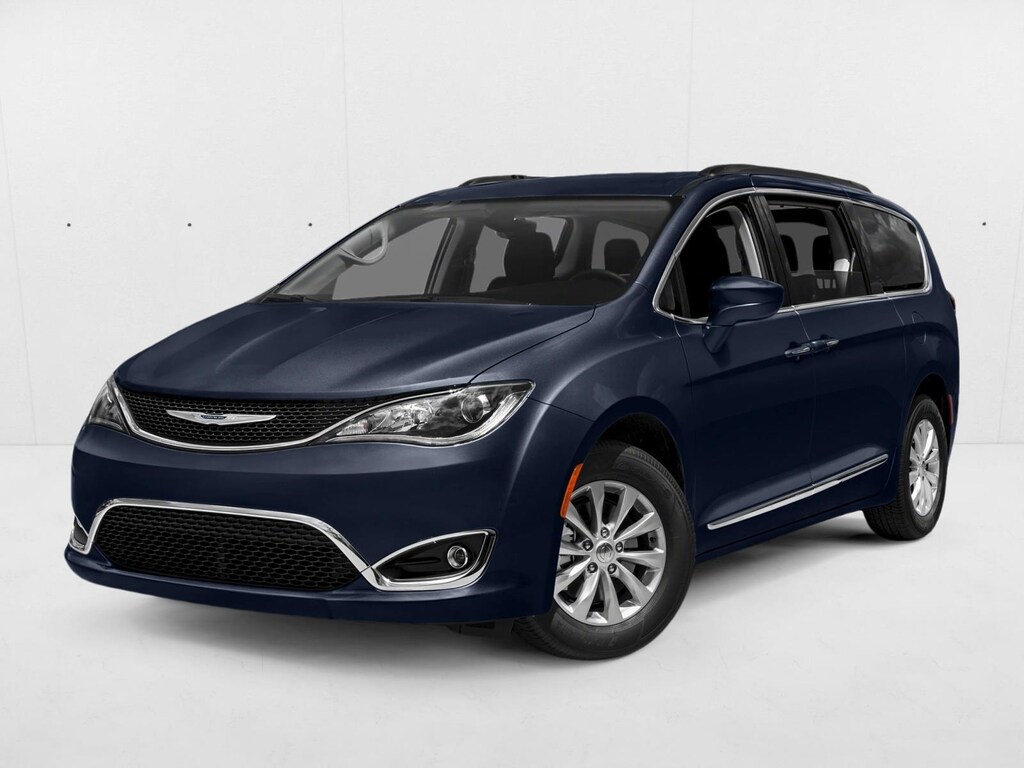 Used 2017 Chrysler Pacifica Limited Van