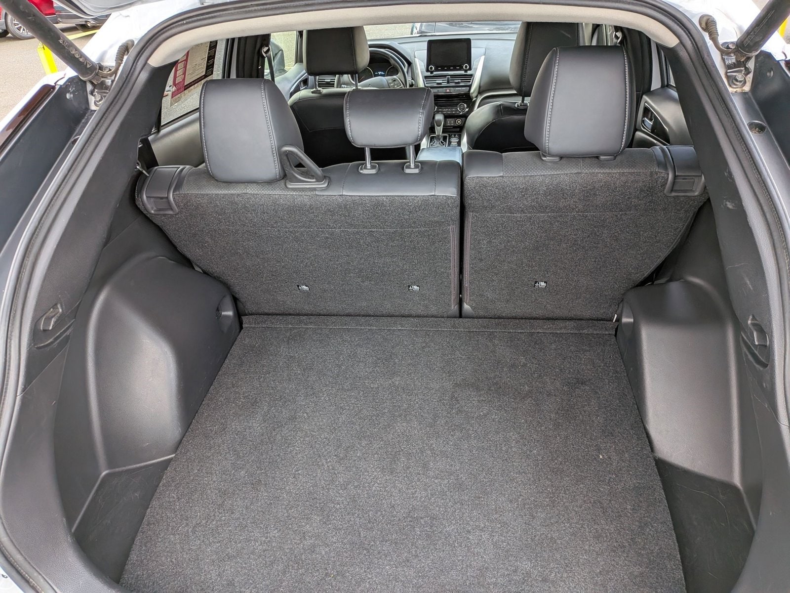 2024 Mitsubishi Eclipse Cross SE photo 6