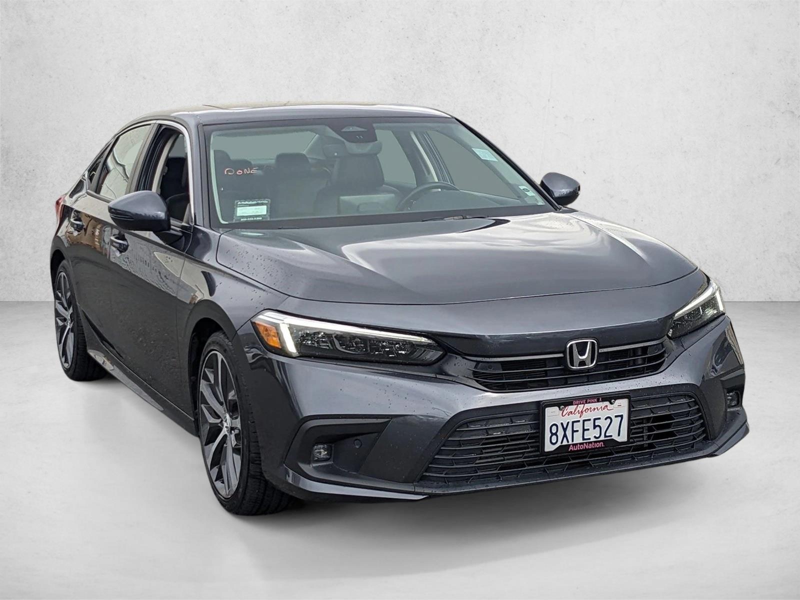 2022 Honda Civic Touring photo 2