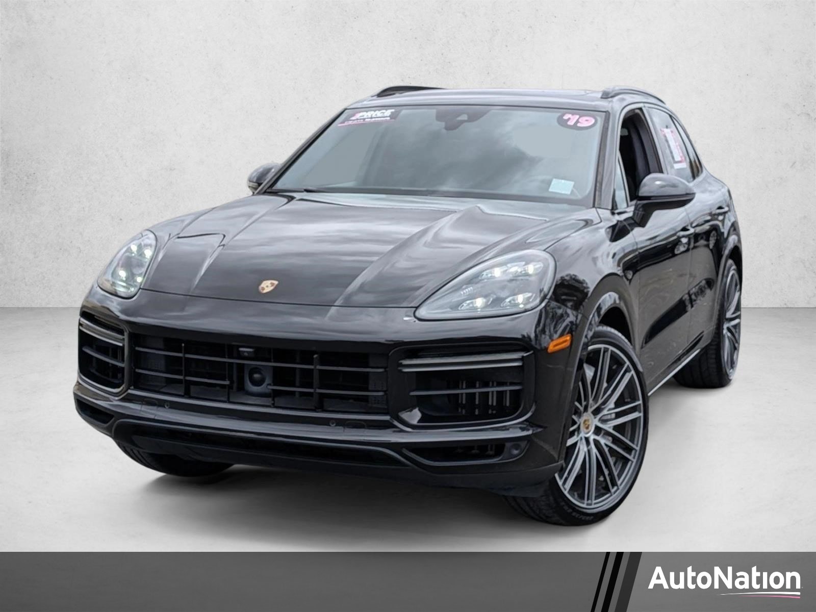 2019 Porsche Cayenne Turbo's photo