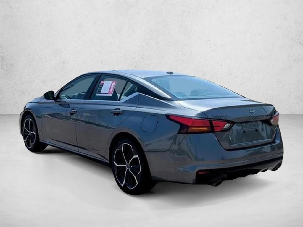 Used 2023 Nissan Altima 2.5 SR Sedan