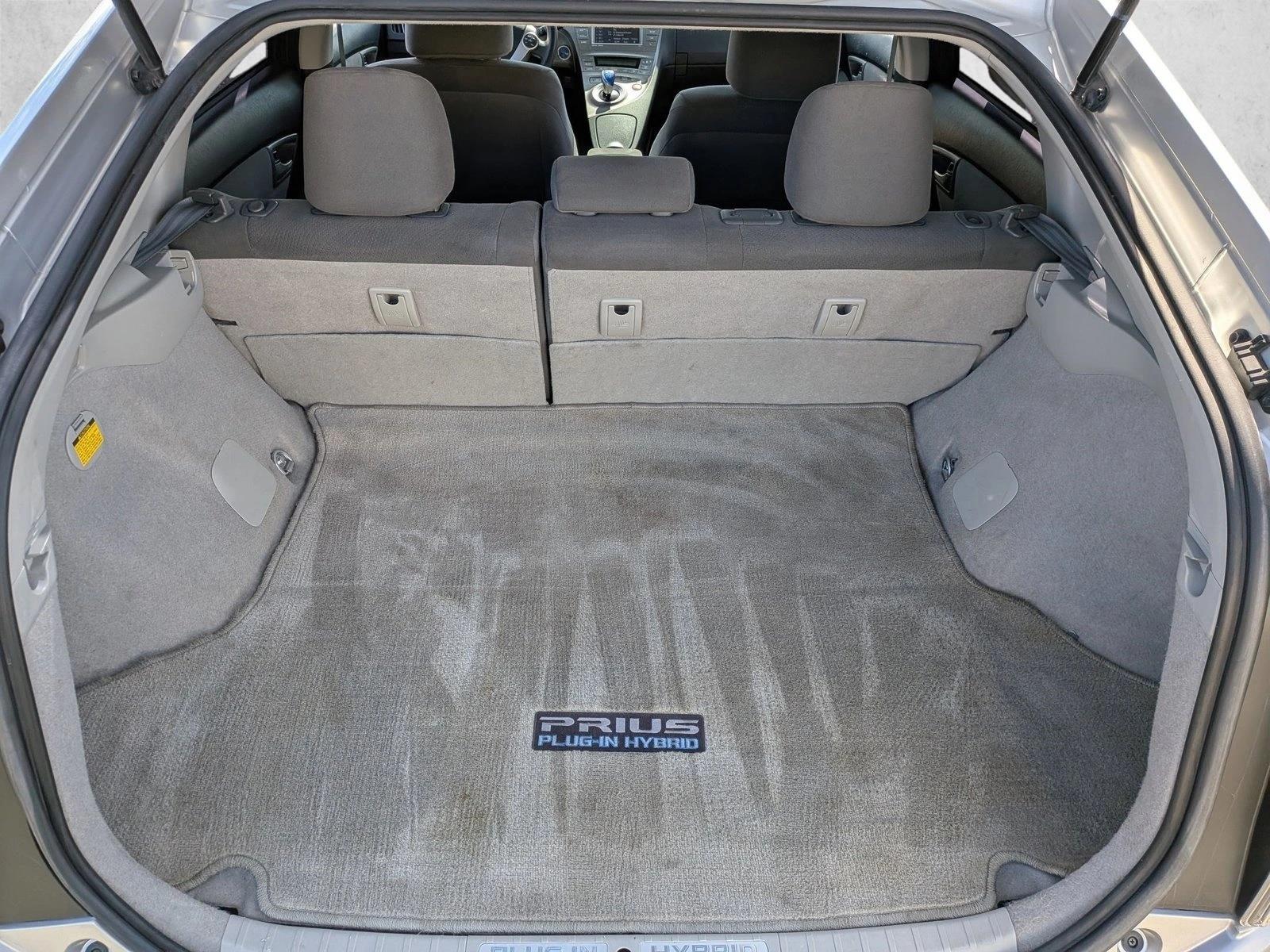 2014 Toyota Prius Plug-in Plug-in photo 6