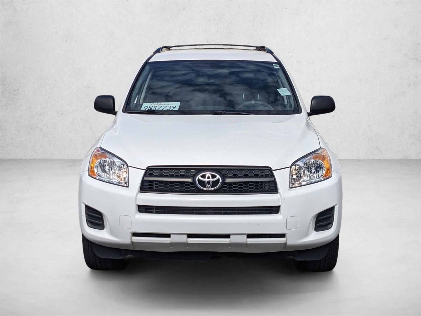 2011 Toyota RAV4 Base photo 2