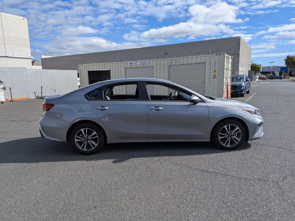 Used 2024 Kia Forte LXS Sedan