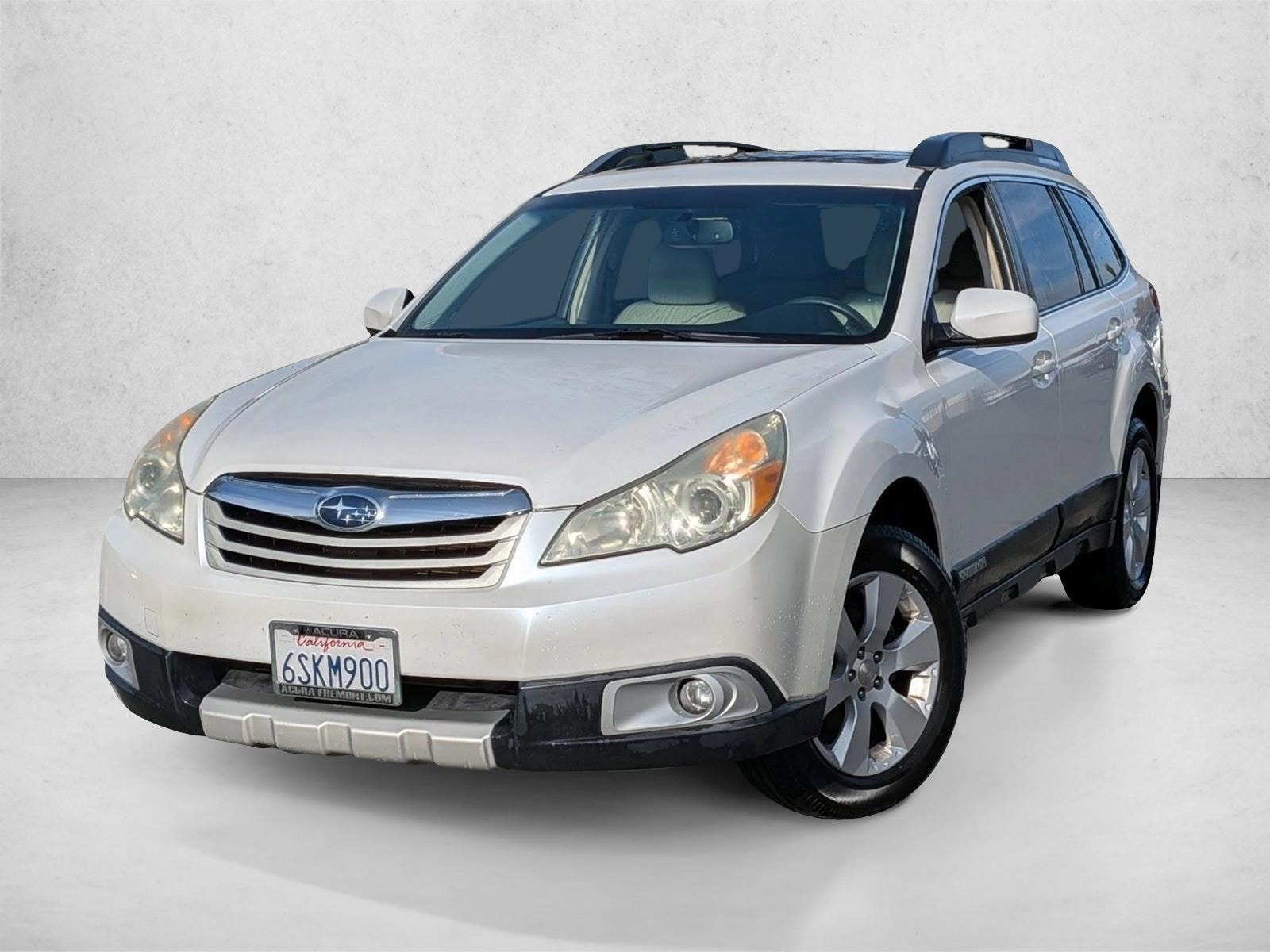 2011 Subaru Outback I Limited's photo