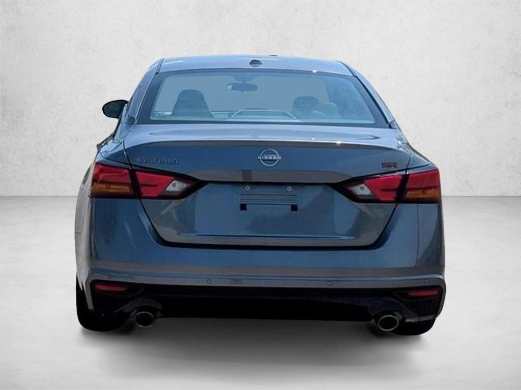 Used 2023 Nissan Altima 2.5 SR Sedan