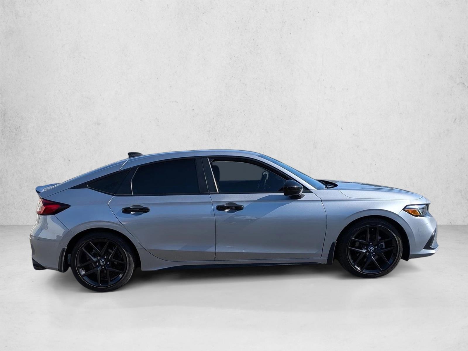 2023 Honda Civic Sport Hatchback photo 4