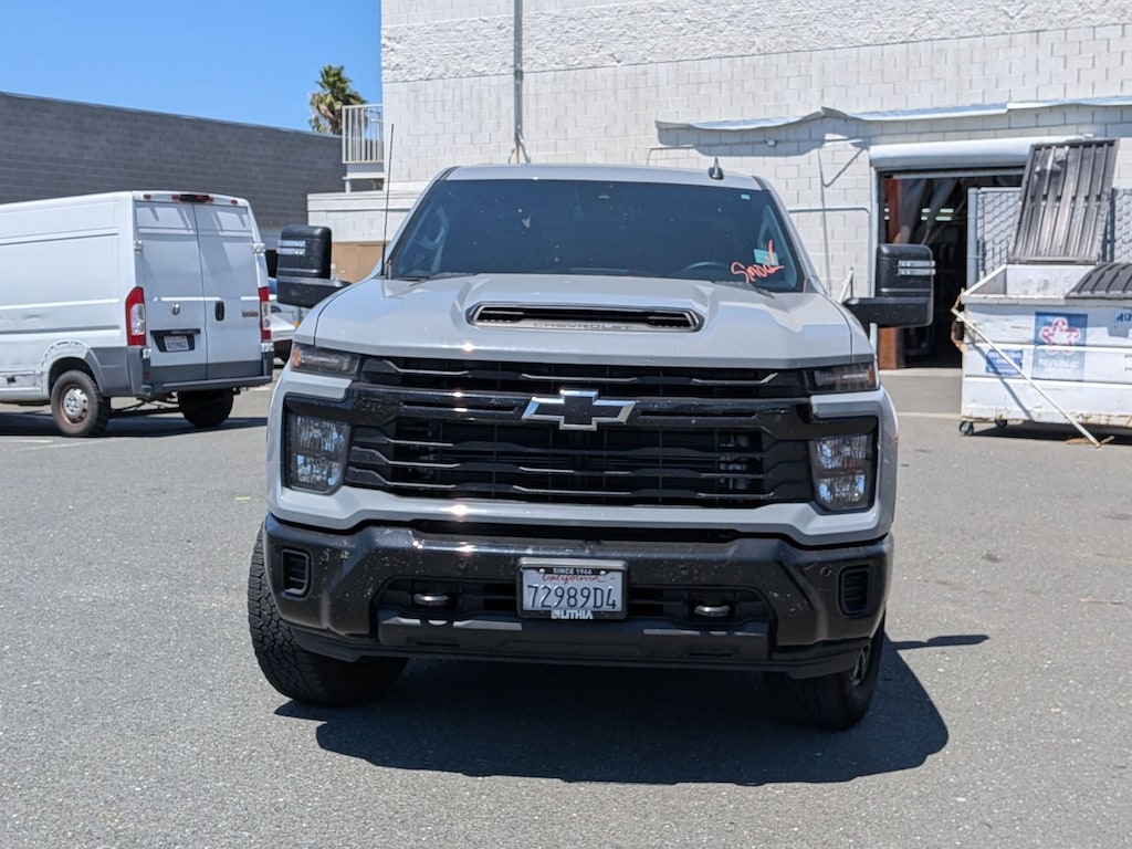 Used 2025 Chevrolet Silverado 2500 HD Custom Truck Crew Cab