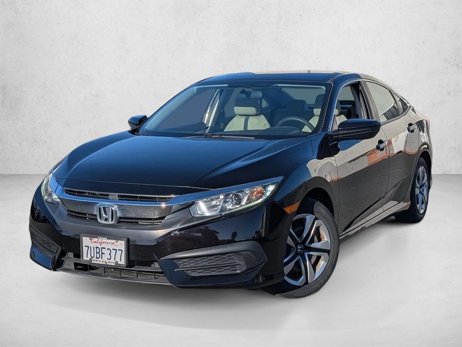 2016 Honda Civic LX's photo