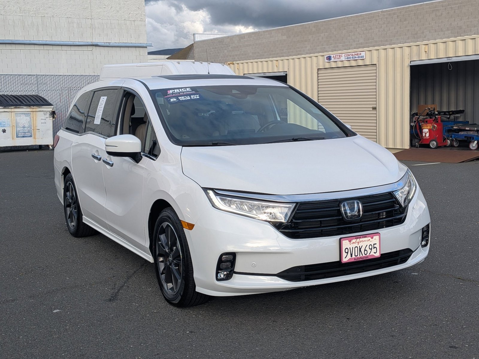 2024 Honda Odyssey Elite photo 2