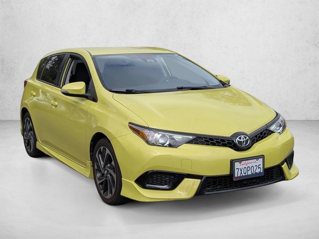 Used 2017 Toyota Corolla iM Base Hatchback