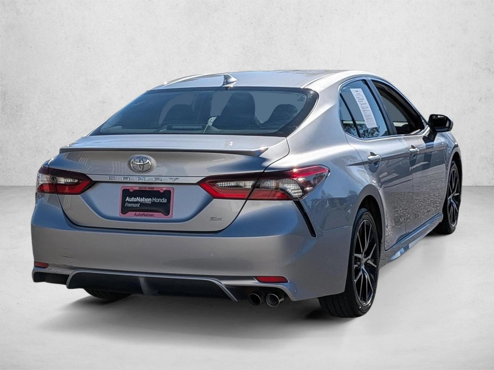 2023 Toyota Camry SE photo 5