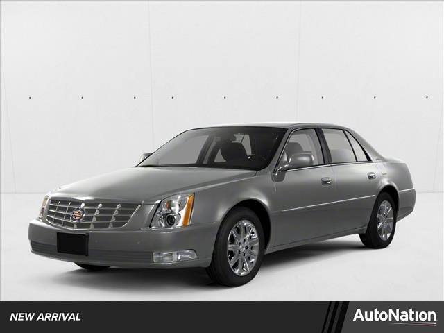 2010 Cadillac DTS Luxury Collection's photo