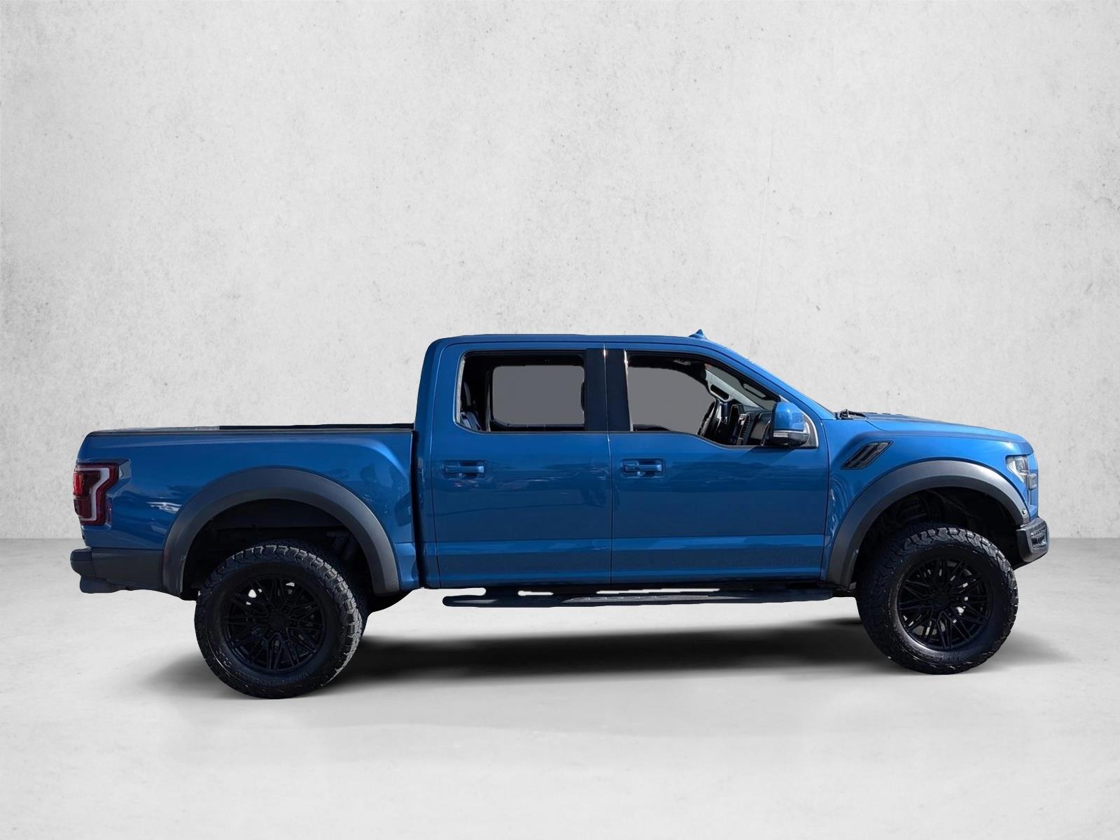 2019 Ford F-150 Raptor photo 4