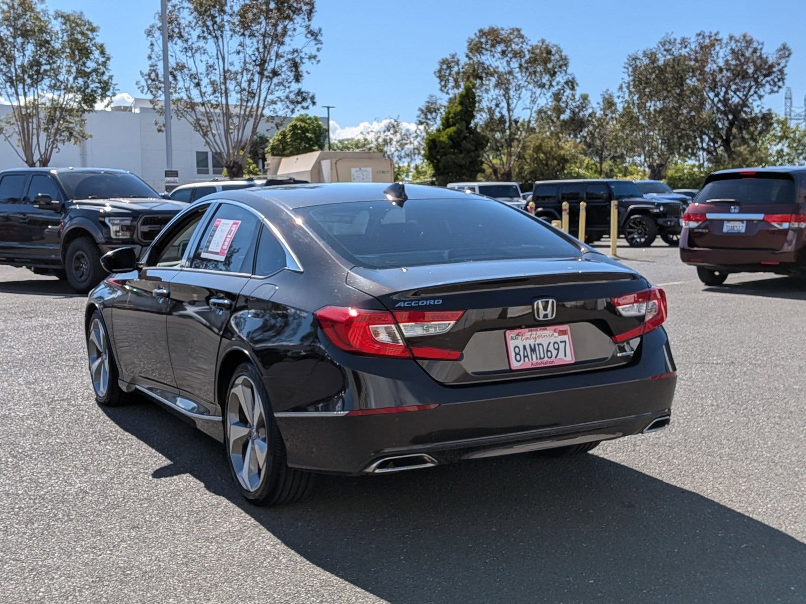 2018 Honda Accord Touring photo 3