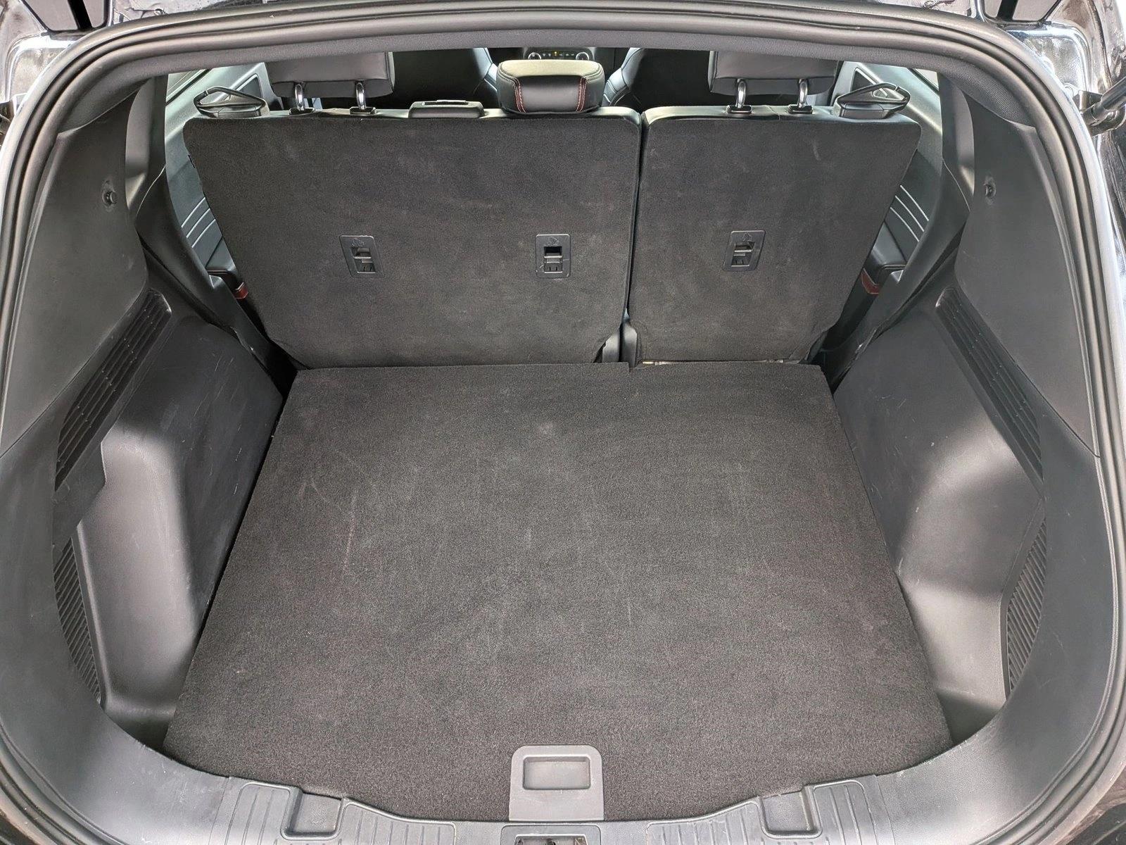 2025 Ford Escape ST-Line photo 6