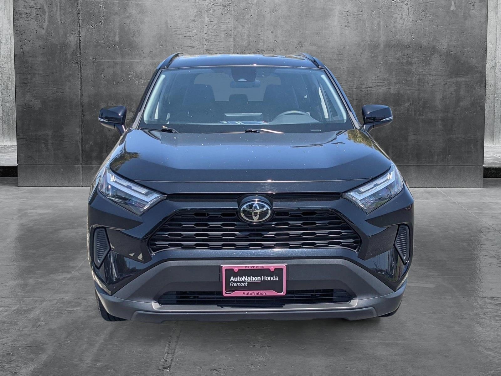 Used 2022 Toyota RAV4 XLE with VIN 2T3P1RFV8NW291675 for sale in Kansas City