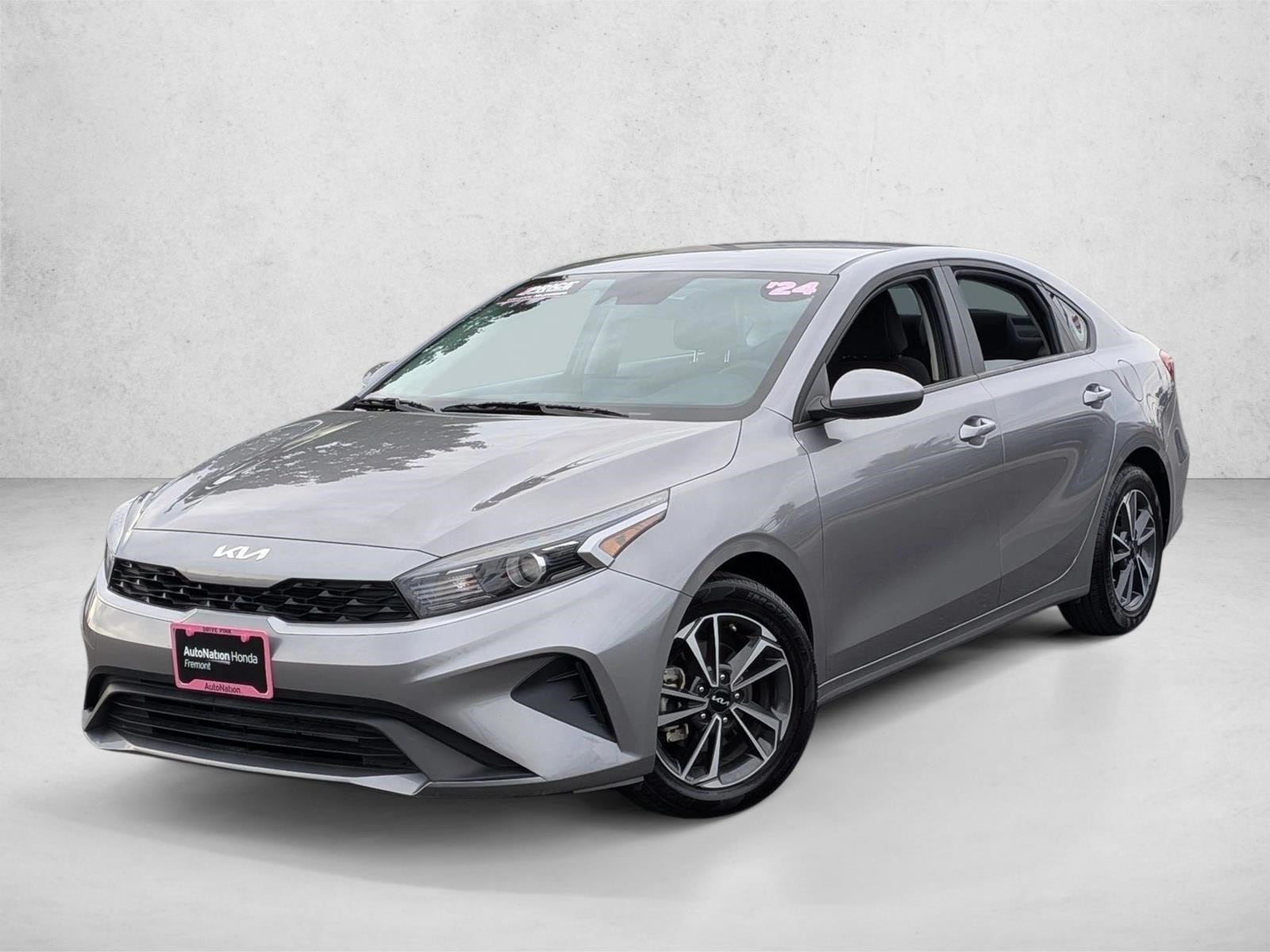 2024 Kia Forte LXS's photo