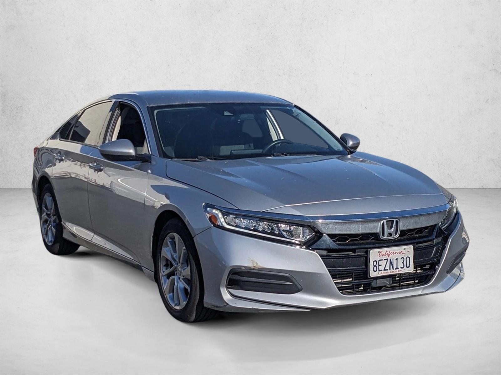 2018 Honda Accord LX photo 3