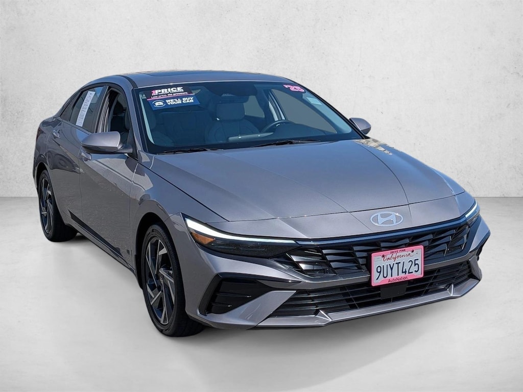 Used 2025 Hyundai Elantra Hybrid Limited Sedan