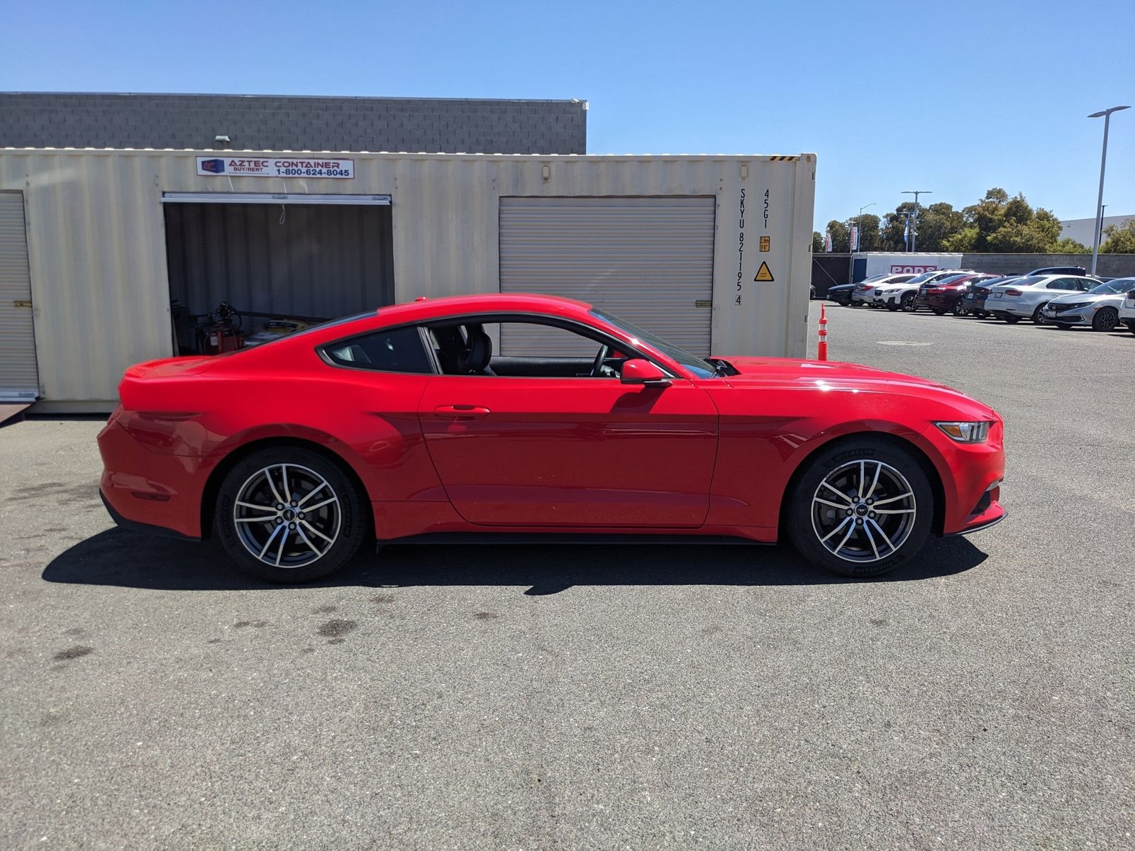 2017 Ford Mustang EcoBoost Premium photo 4