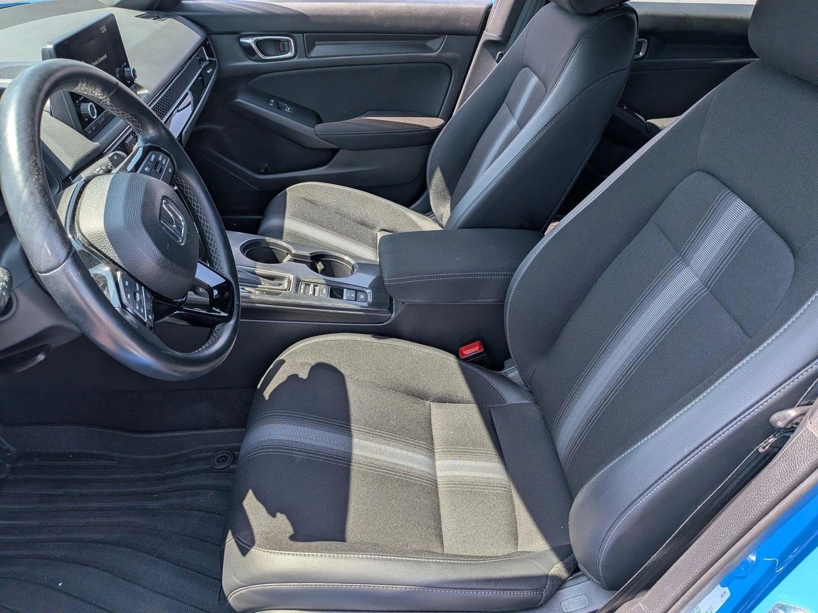 2024 Honda Civic Hatchback Sport - Photo 13