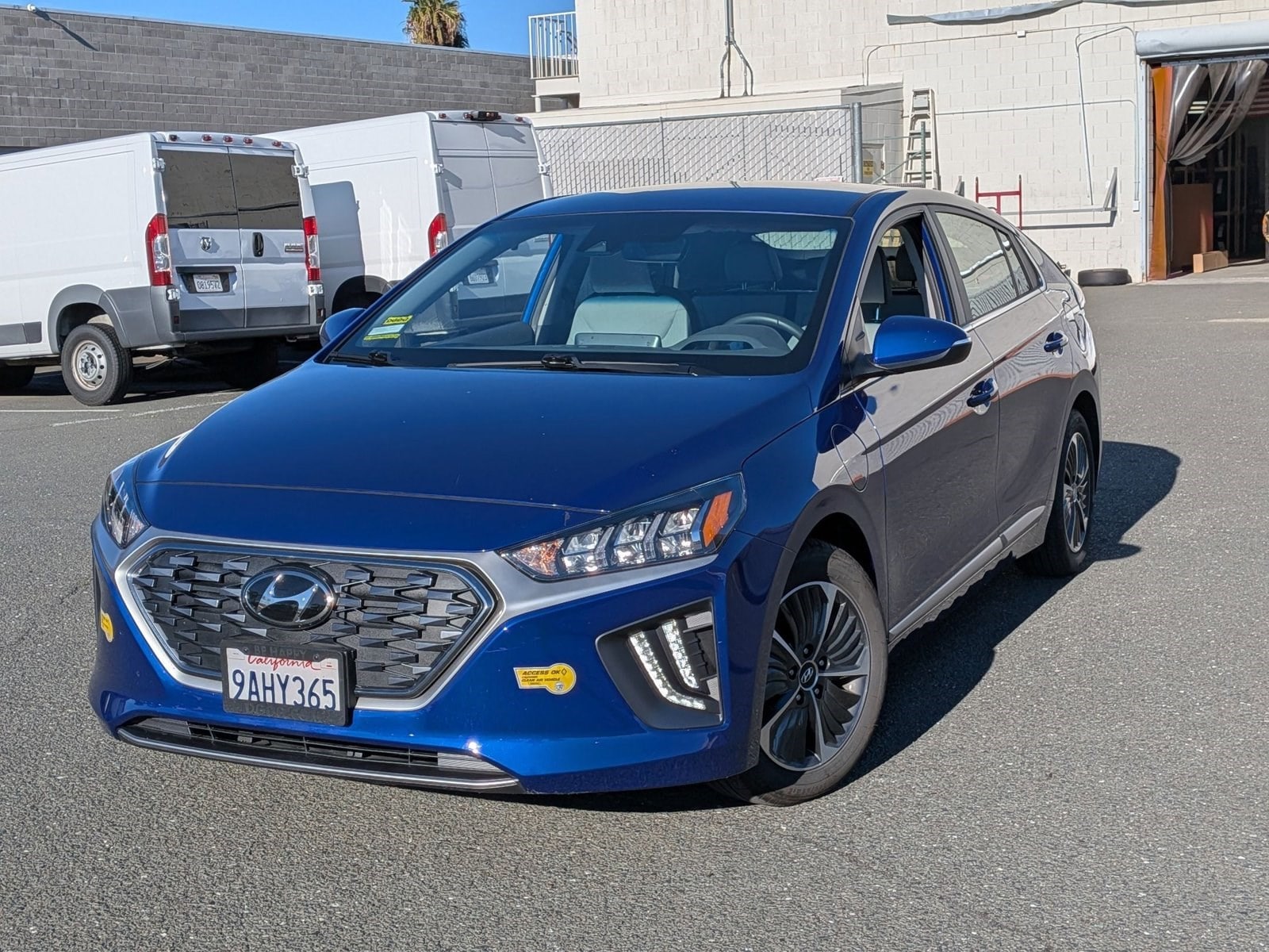 2022 Hyundai Ioniq SEL's photo