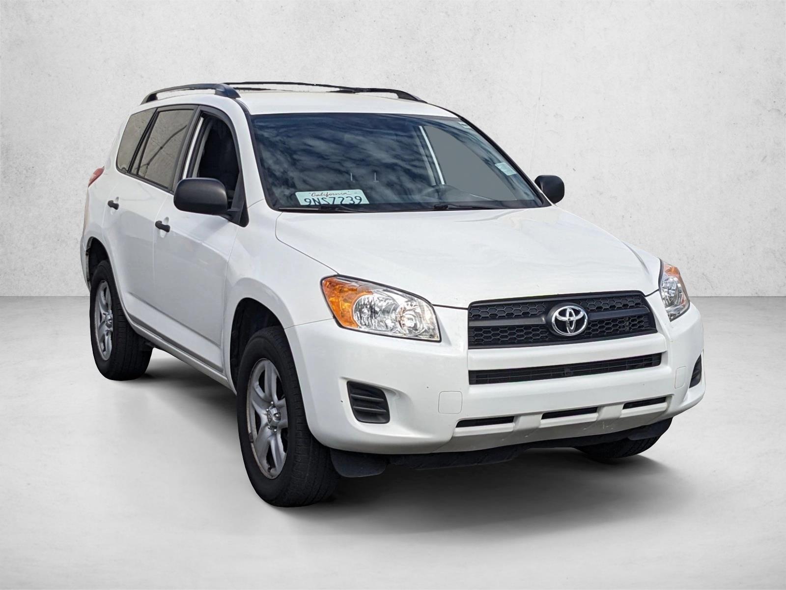 2011 Toyota RAV4 Base photo 3