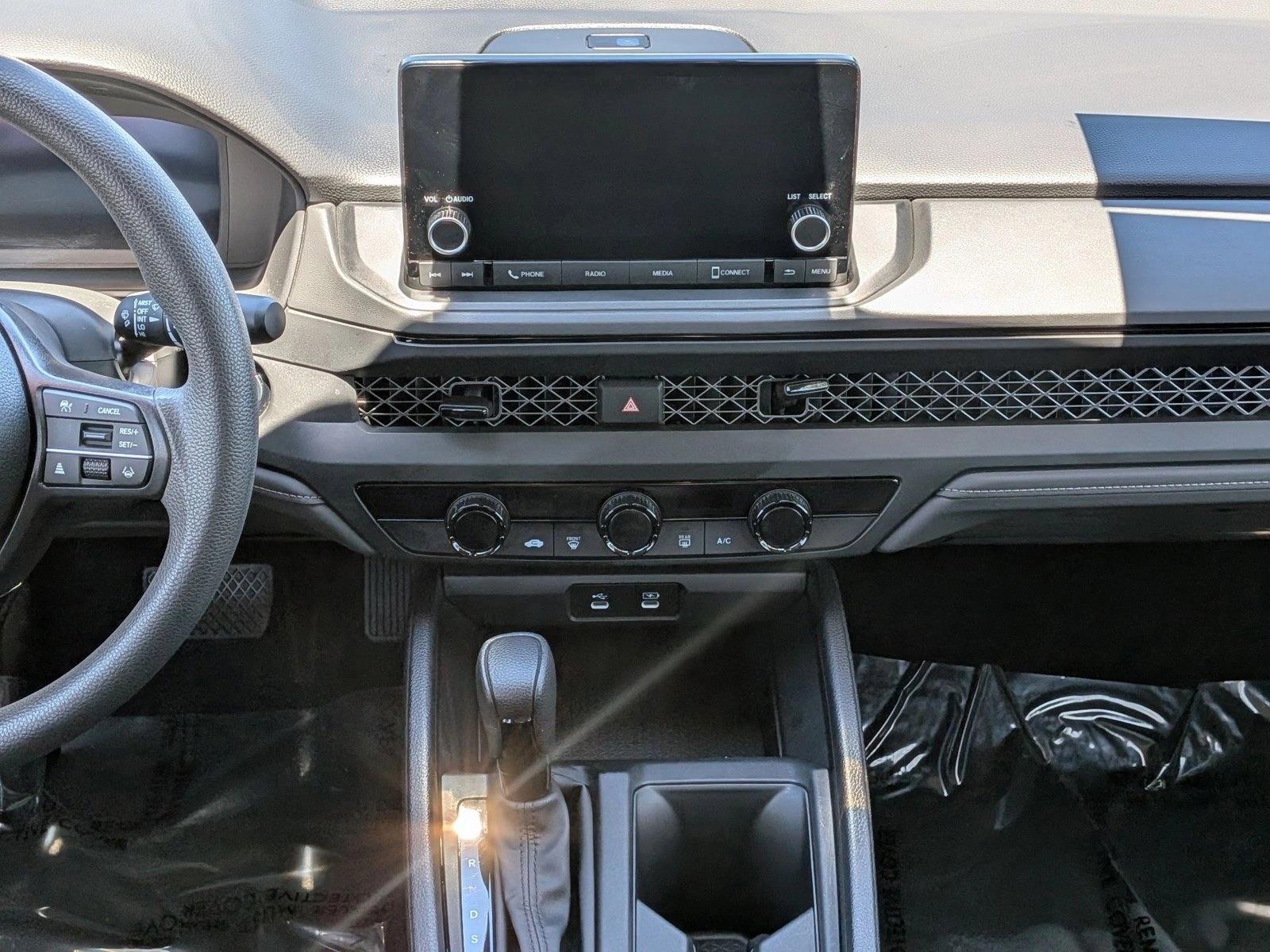 2024 Honda Accord LX - Photo 12