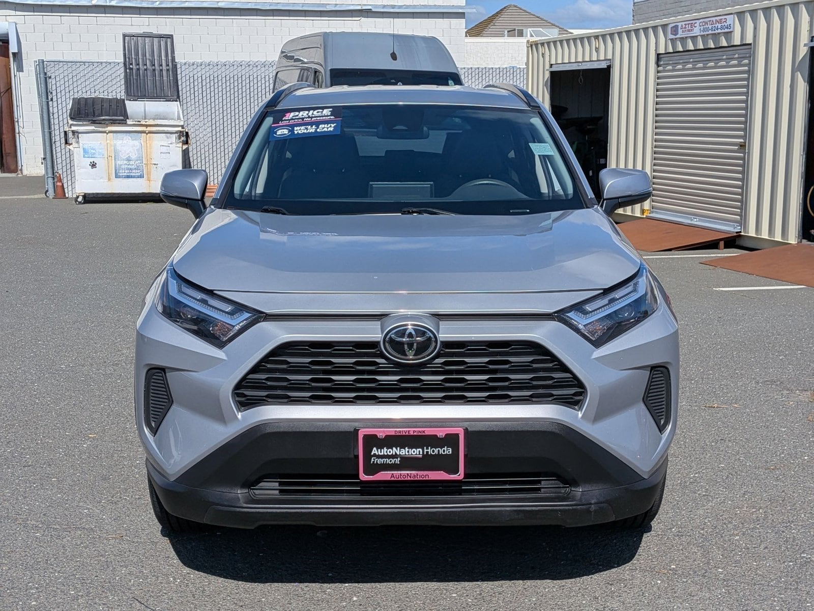 2024 Toyota RAV4 XLE photo 2
