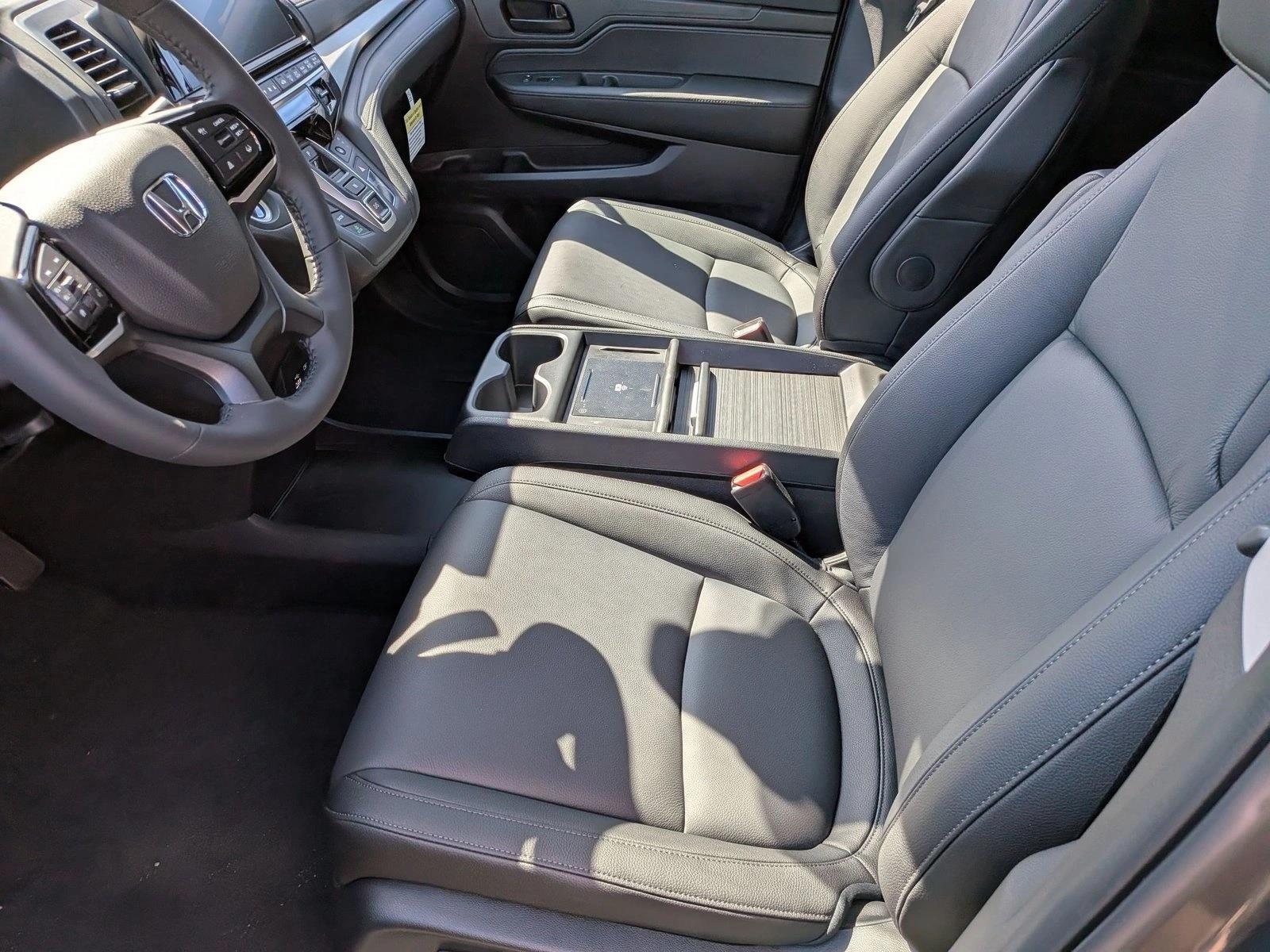 2026 Honda Odyssey EX-L - Photo 4