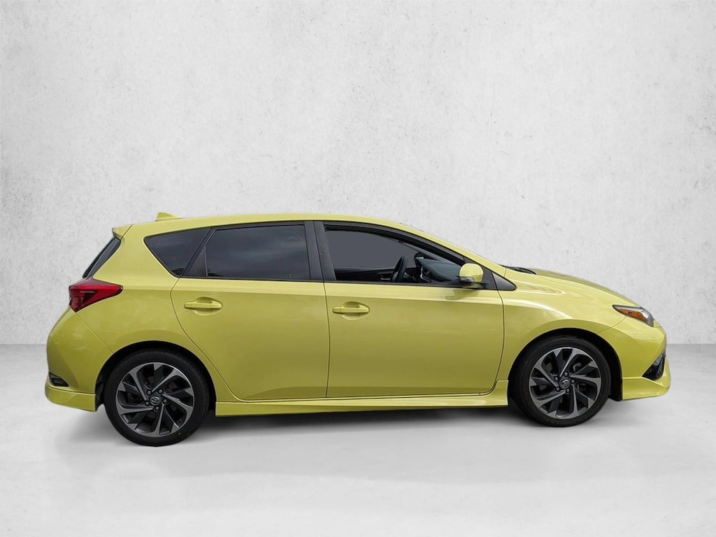 Used 2017 Toyota Corolla iM Base Hatchback