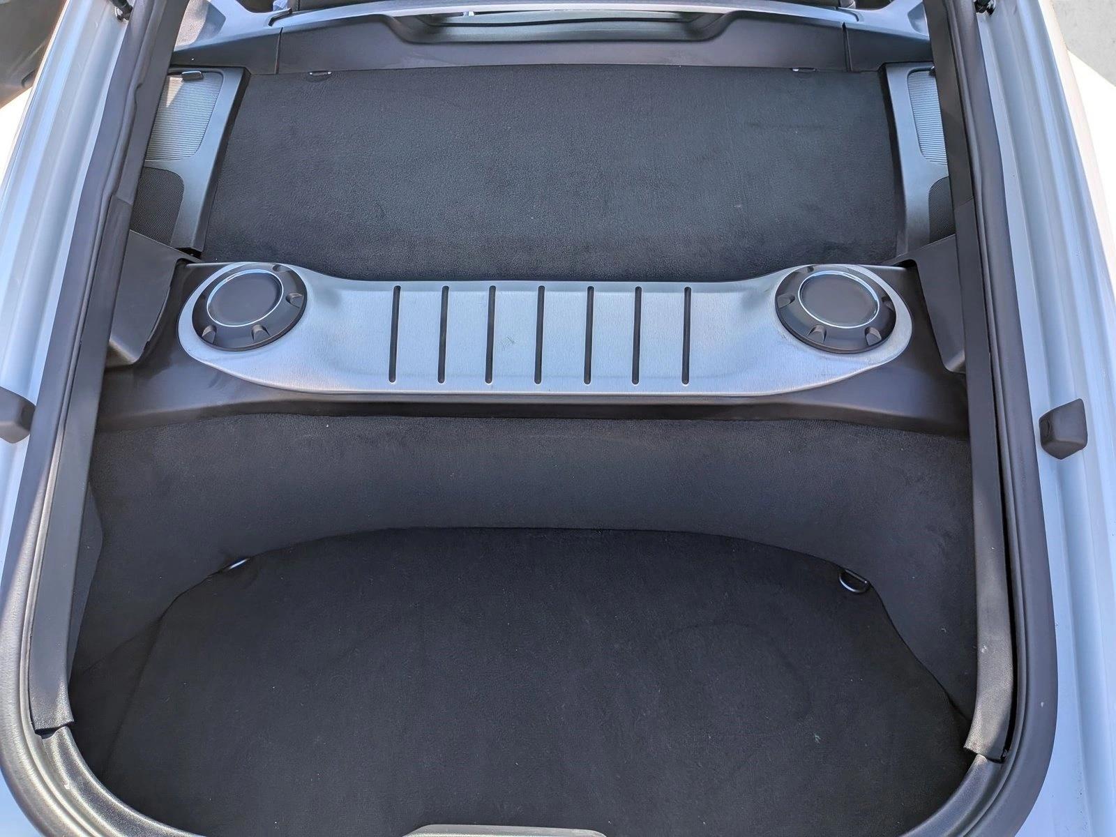 2016 Porsche Cayman photo 6