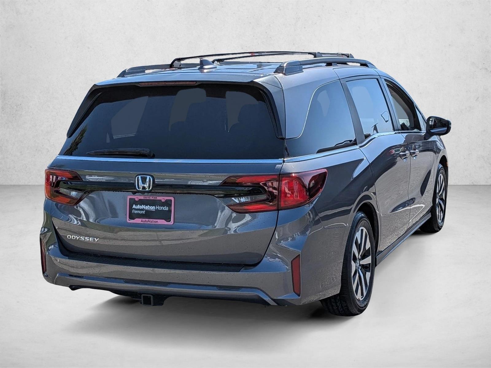2026 Honda Odyssey EX-L - Photo 2