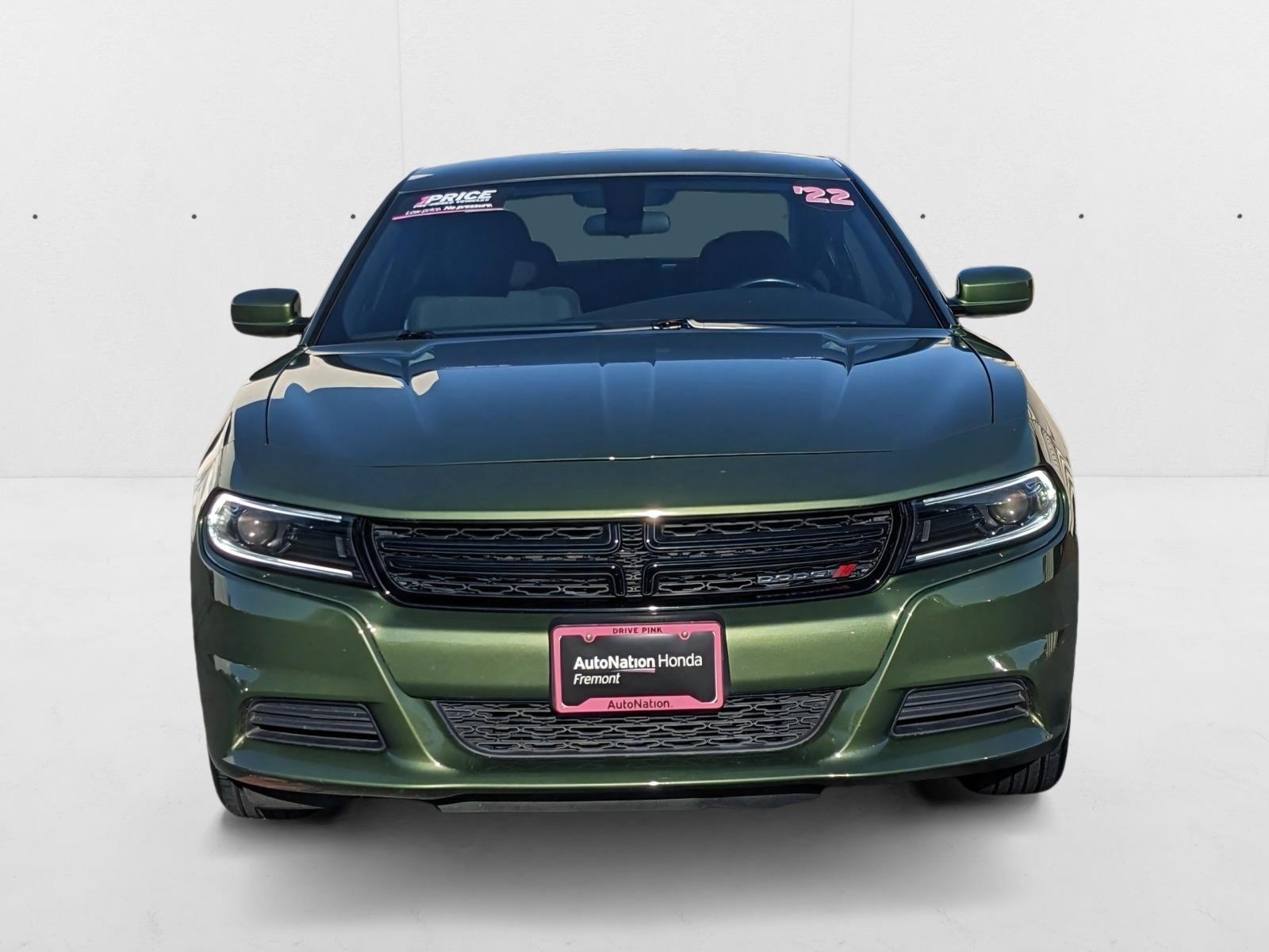 2022 Dodge Charger SXT photo 2