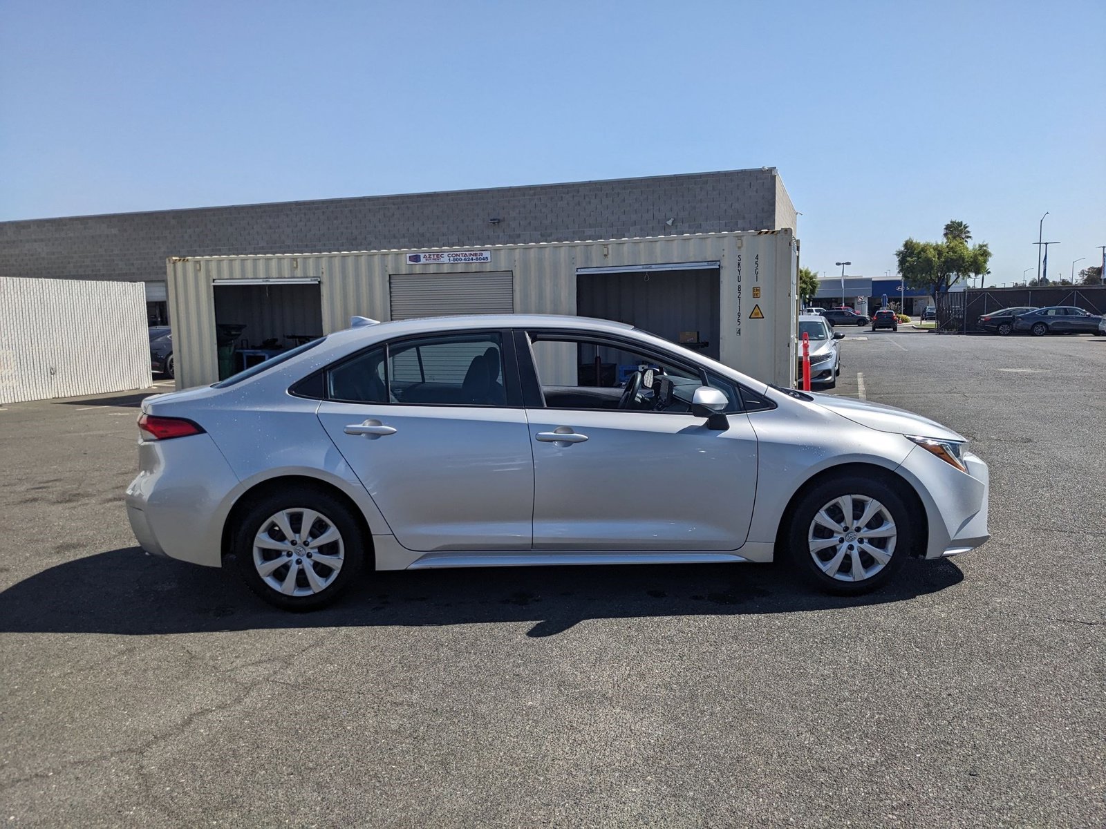 2022 Toyota Corolla LE photo 4