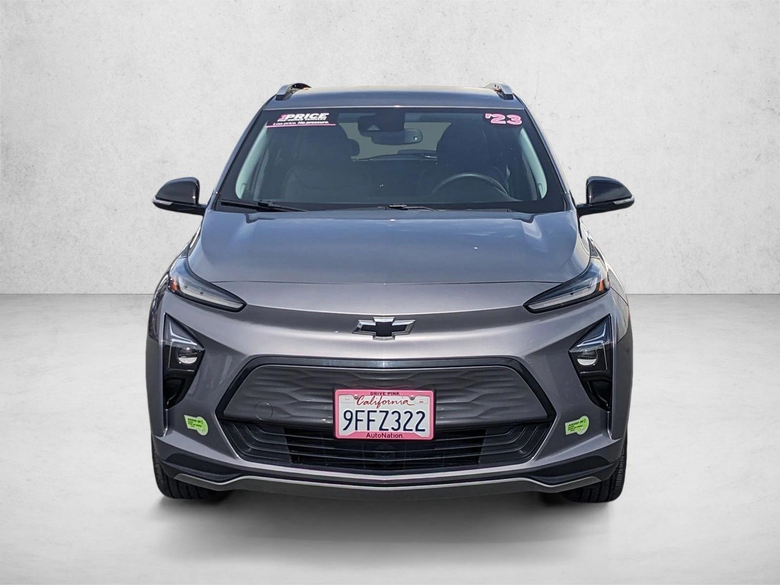 2023 Chevrolet Bolt EUV photo 2