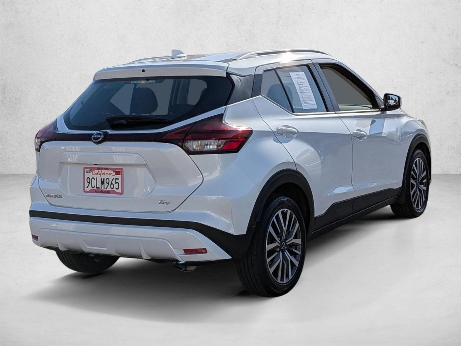2022 Nissan Kicks SV photo 5