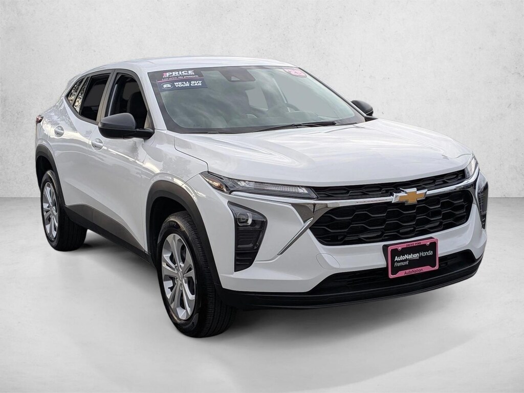 Used 2025 Chevrolet Trax LS SUV