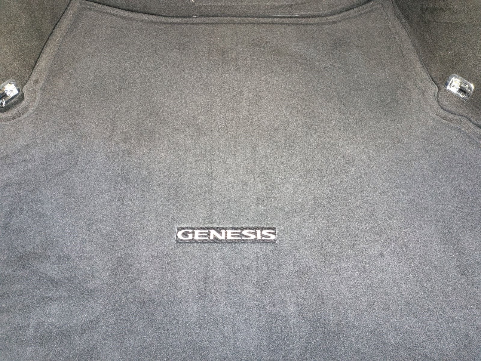 2016 Hyundai Genesis 3.8 photo 5