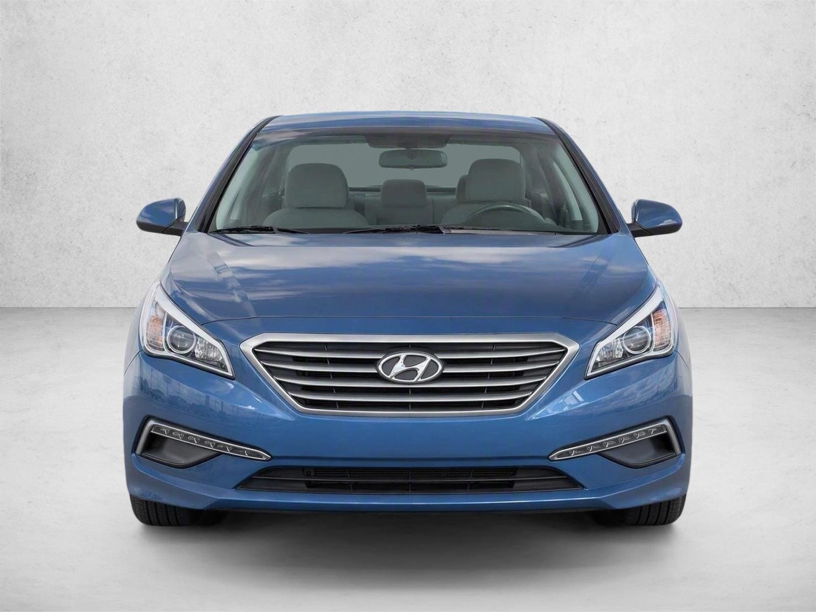 Used 2015 Hyundai Sonata SE with VIN 5NPE24AFXFH196941 for sale in Hollywood, FL