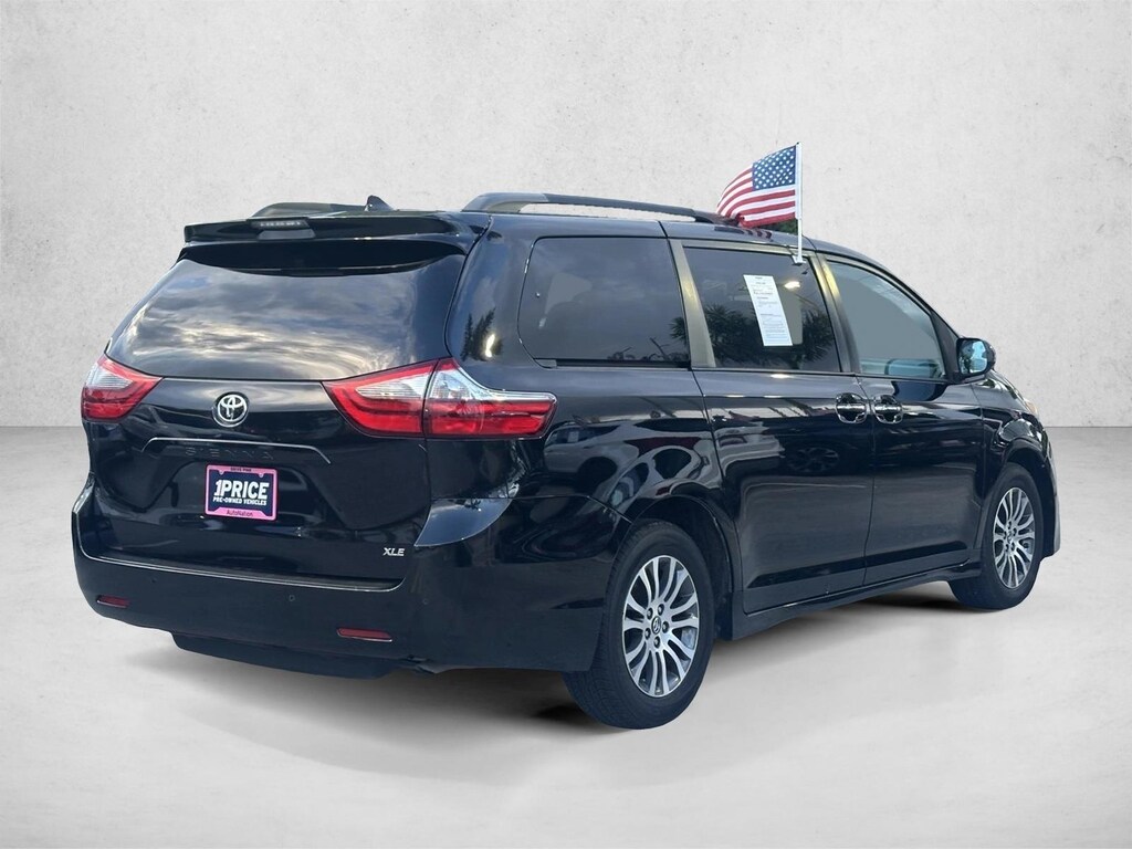 Used 2020 Toyota Sienna XLE 8 Passenger Van