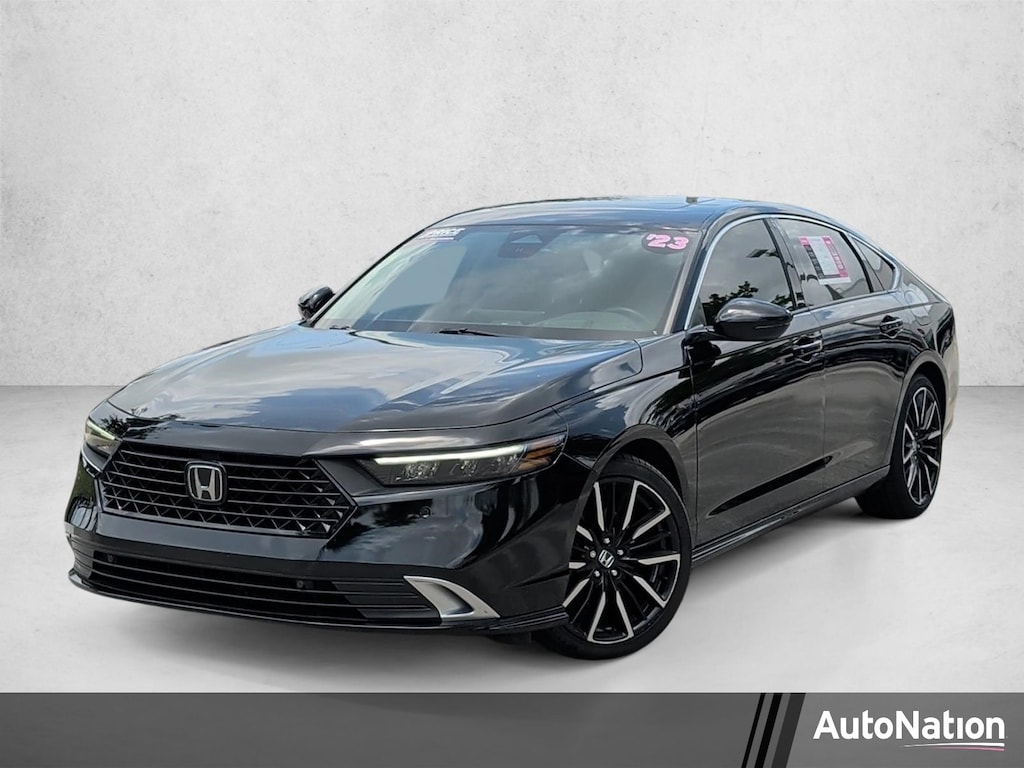 Used 2023 Honda Accord Hybrid Touring w/BSI Sedan