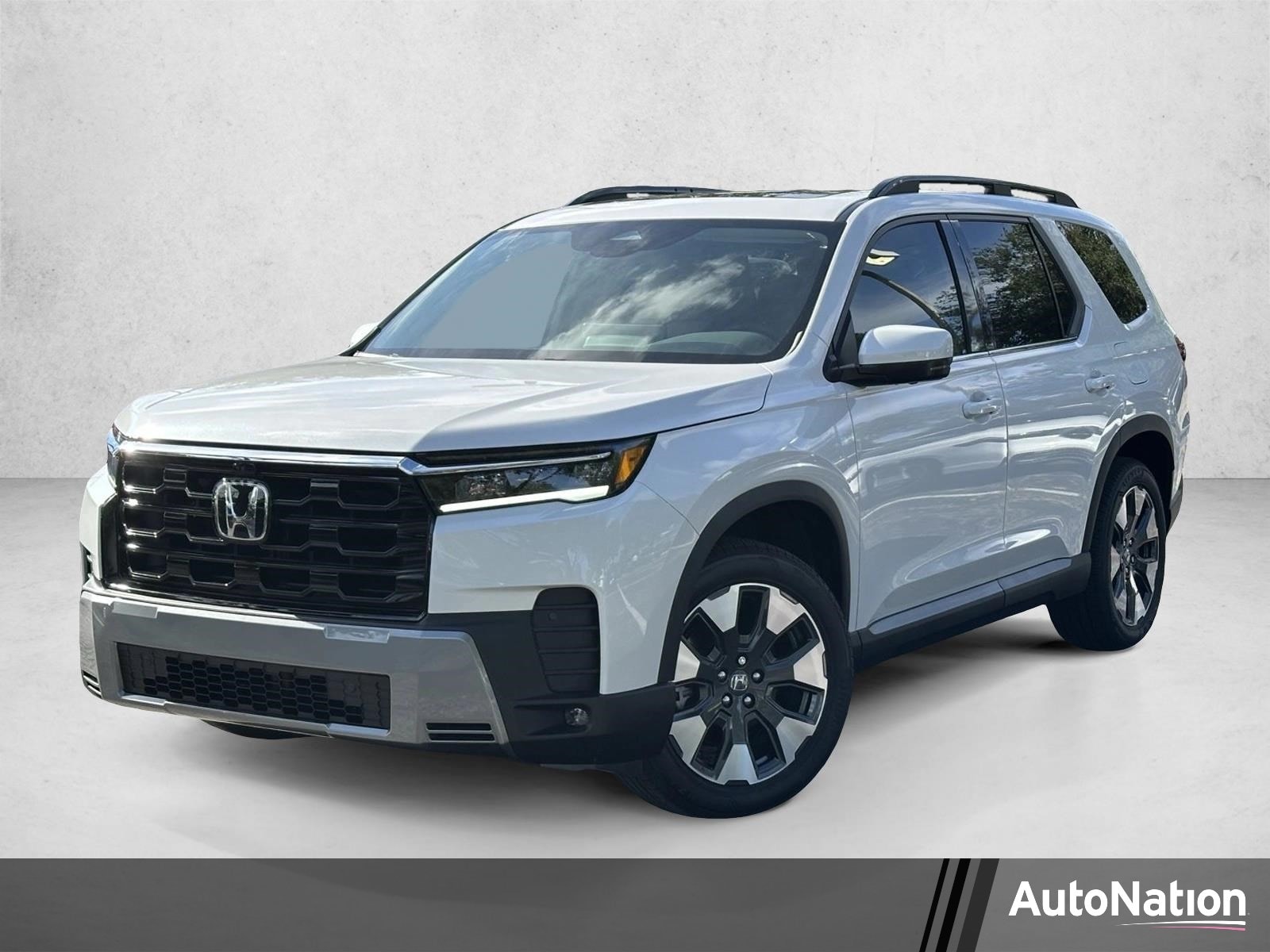 2026 Honda Pilot Touring AWD's photo