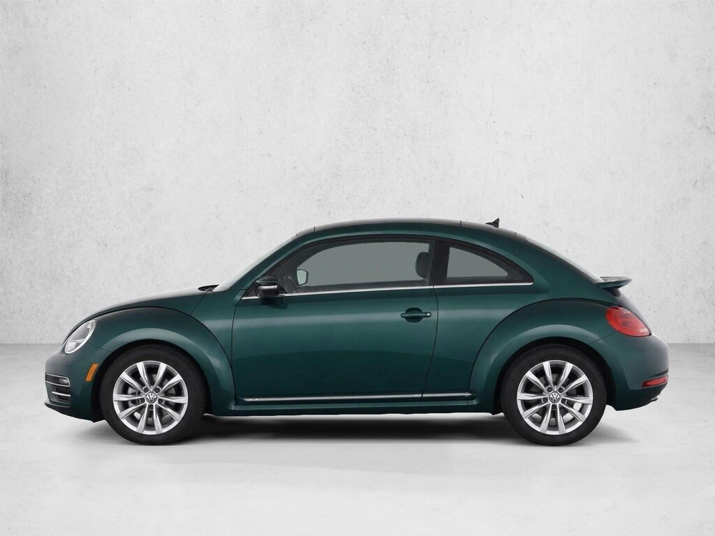 Used 2018 Volkswagen Beetle 2.0T SE Hatchback