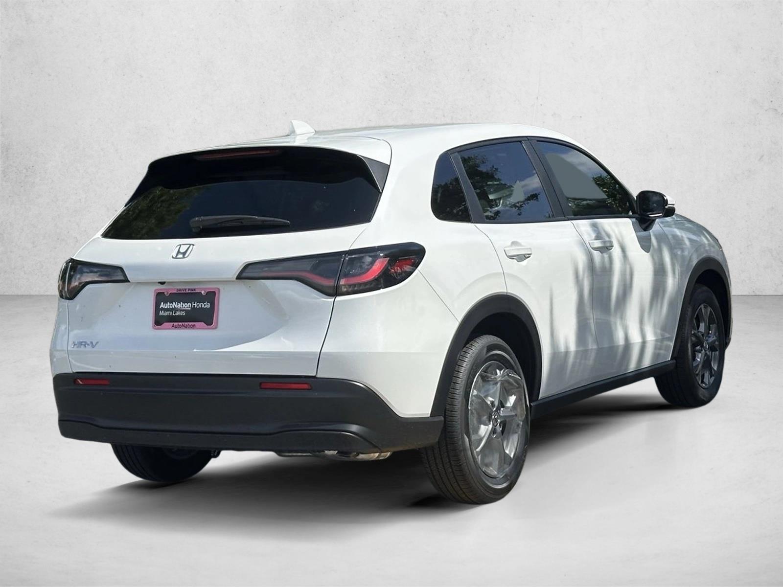 2026 Honda HR-V LX photo 2