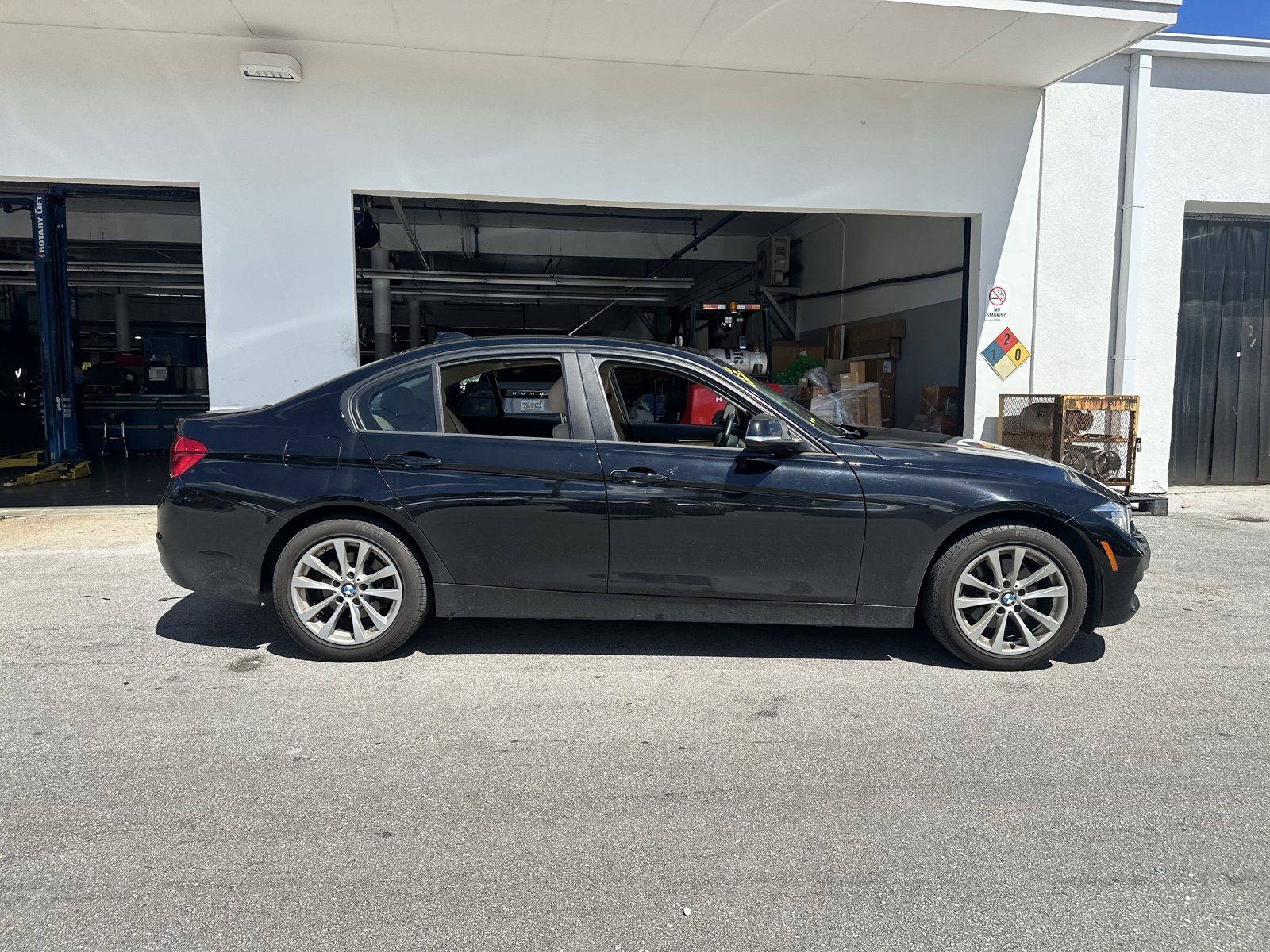 2018 Bmw 320i Sedan photo 4